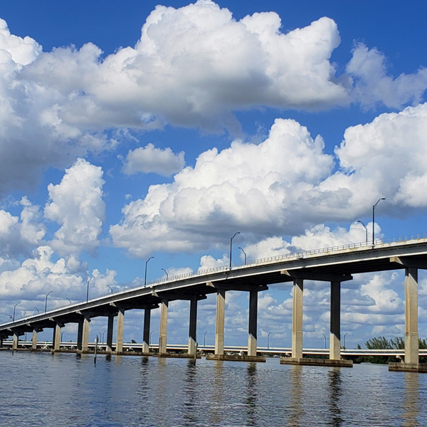 Fort Myers/Cape Coral Florida - Waterfront 