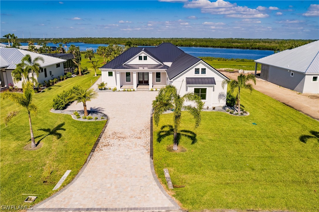 https://www.florida2000.com/images/latest/223032454.jpg