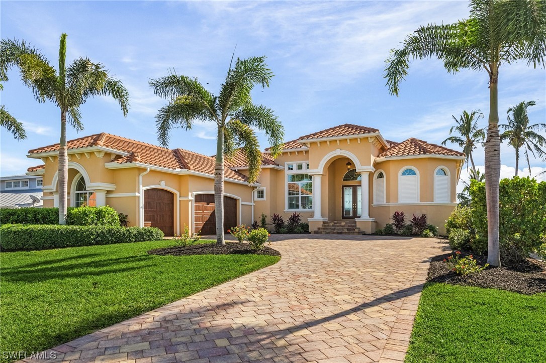https://www.florida2000.com/images/latest/223076124-53006361.jpg