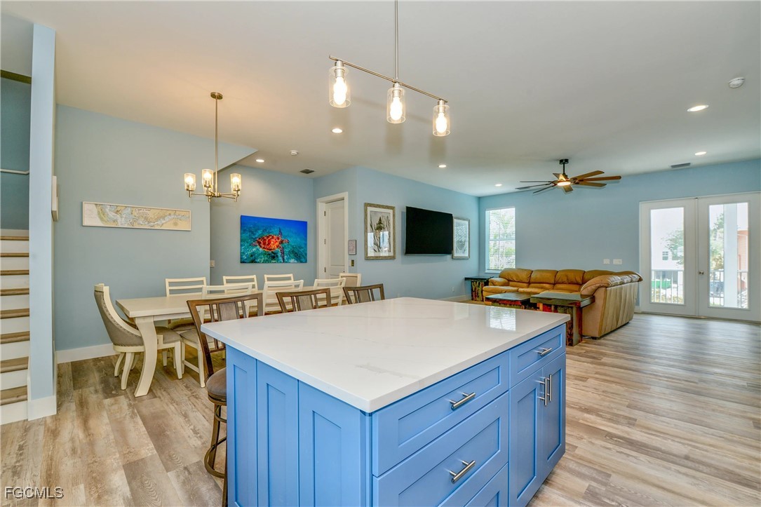 https://www.florida2000.com/images/latest/224008065-62131934.jpg
