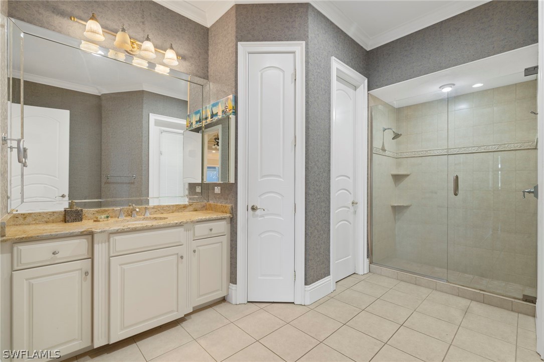 https://www.florida2000.com/images/latest/224045540-55654326.jpg