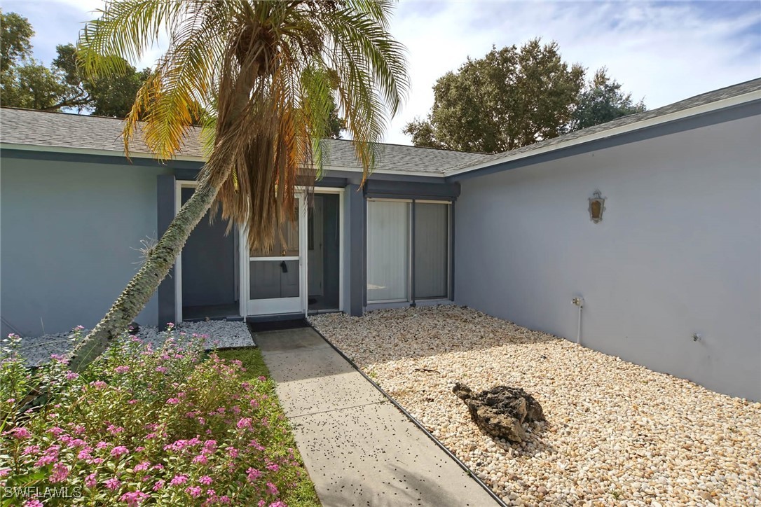 https://www.florida2000.com/images/latest/224068907-56663308.jpg