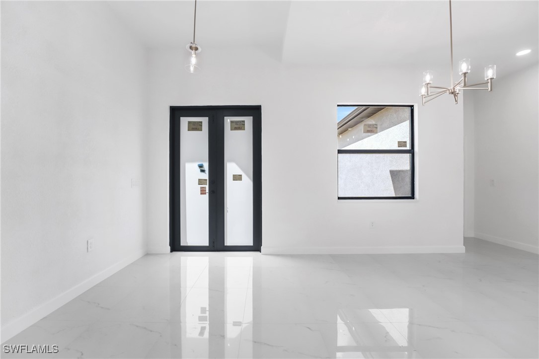 https://www.florida2000.com/images/latest/224075529-56780424.jpg