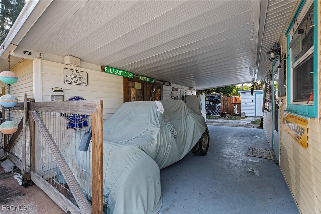 https://www.florida2000.com/images/latest/224077294-63332107.jpg