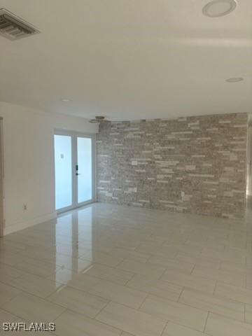 https://www.florida2000.com/images/latest/224085581-57467565.jpg