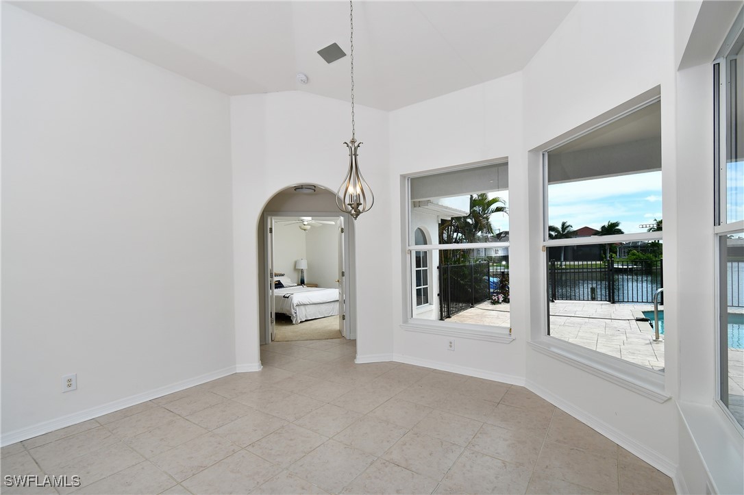 https://www.florida2000.com/images/latest/224087701-57330828.jpg