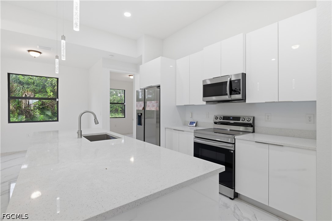 https://www.florida2000.com/images/latest/224098641-65631110.jpg