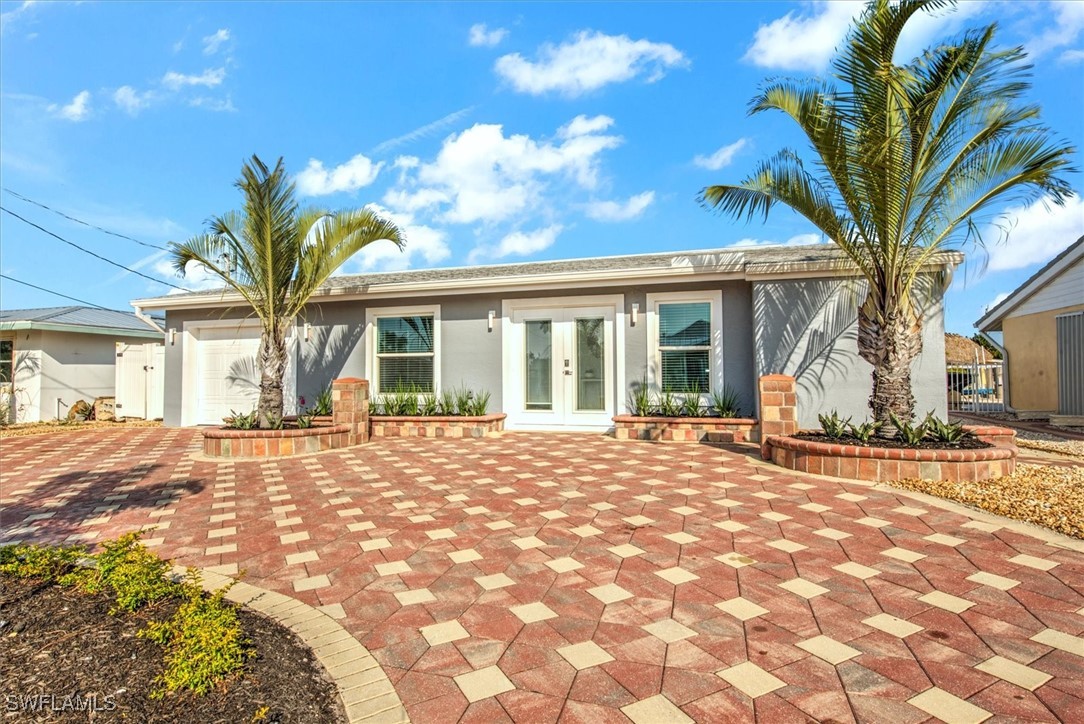 https://www.florida2000.com/images/latest/225006134.jpg