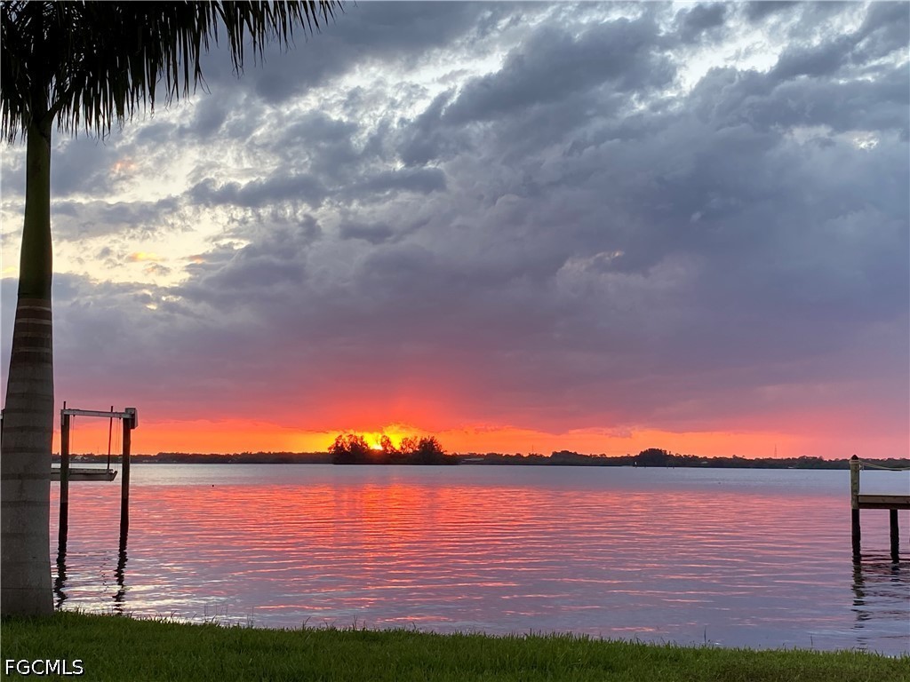 https://www.florida2000.com/images/latest/225030425-65119382.jpg